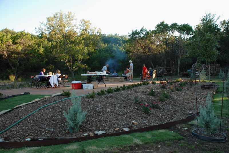 2010/10(Oct)/1st Firepit Cookout/800x600_2010-10-07-02 1st Firepit Cookout.jpg